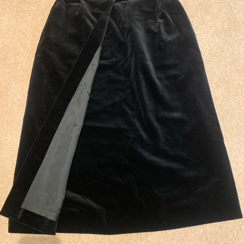 Giorgio Armani  Black Velvet Skirt